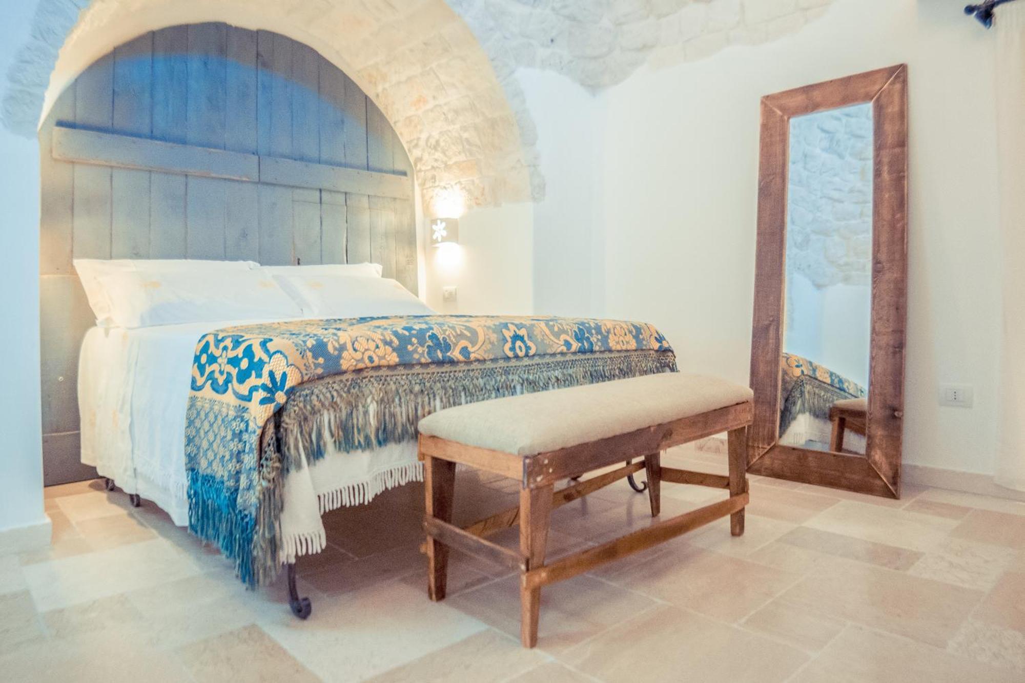 Villa Navolte Trulli E Quiete Con Piscina Locorotondo Exterior foto
