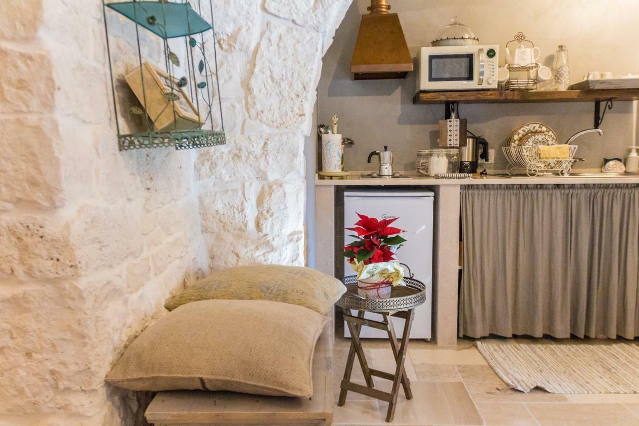 Villa Navolte Trulli E Quiete Con Piscina Locorotondo Exterior foto